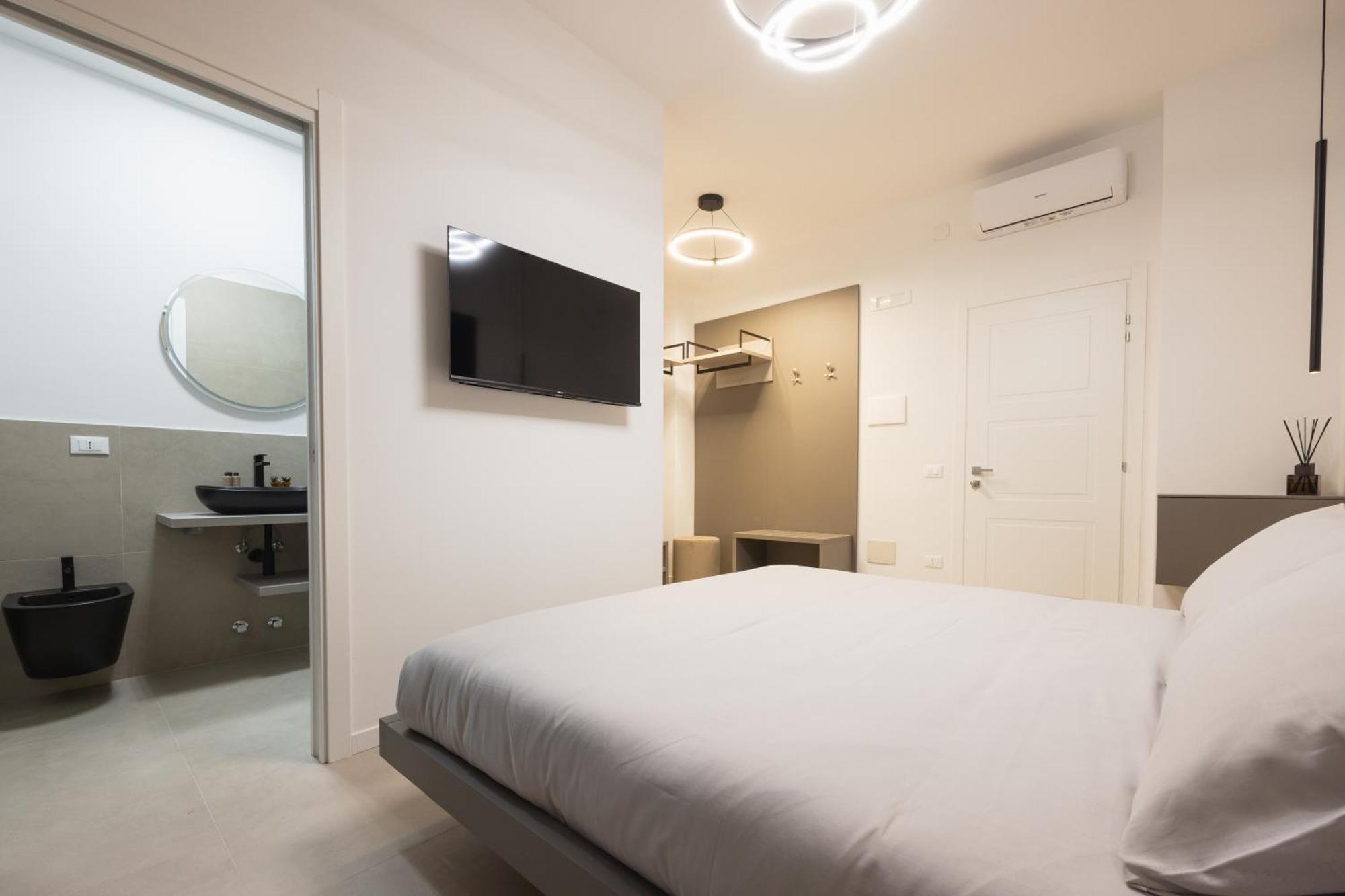 Luxury Station Suite Bologna Eksteriør billede