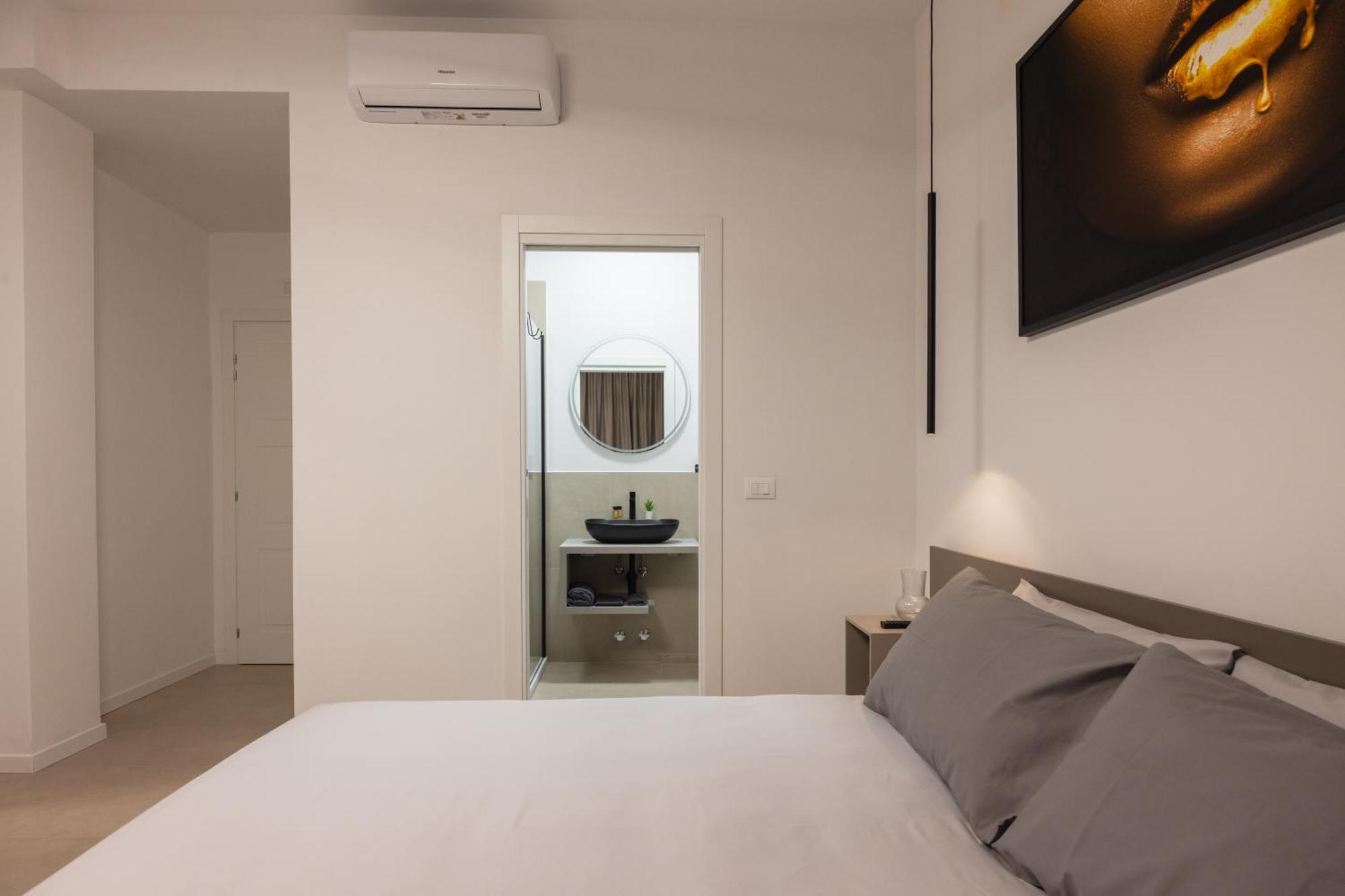 Luxury Station Suite Bologna Eksteriør billede