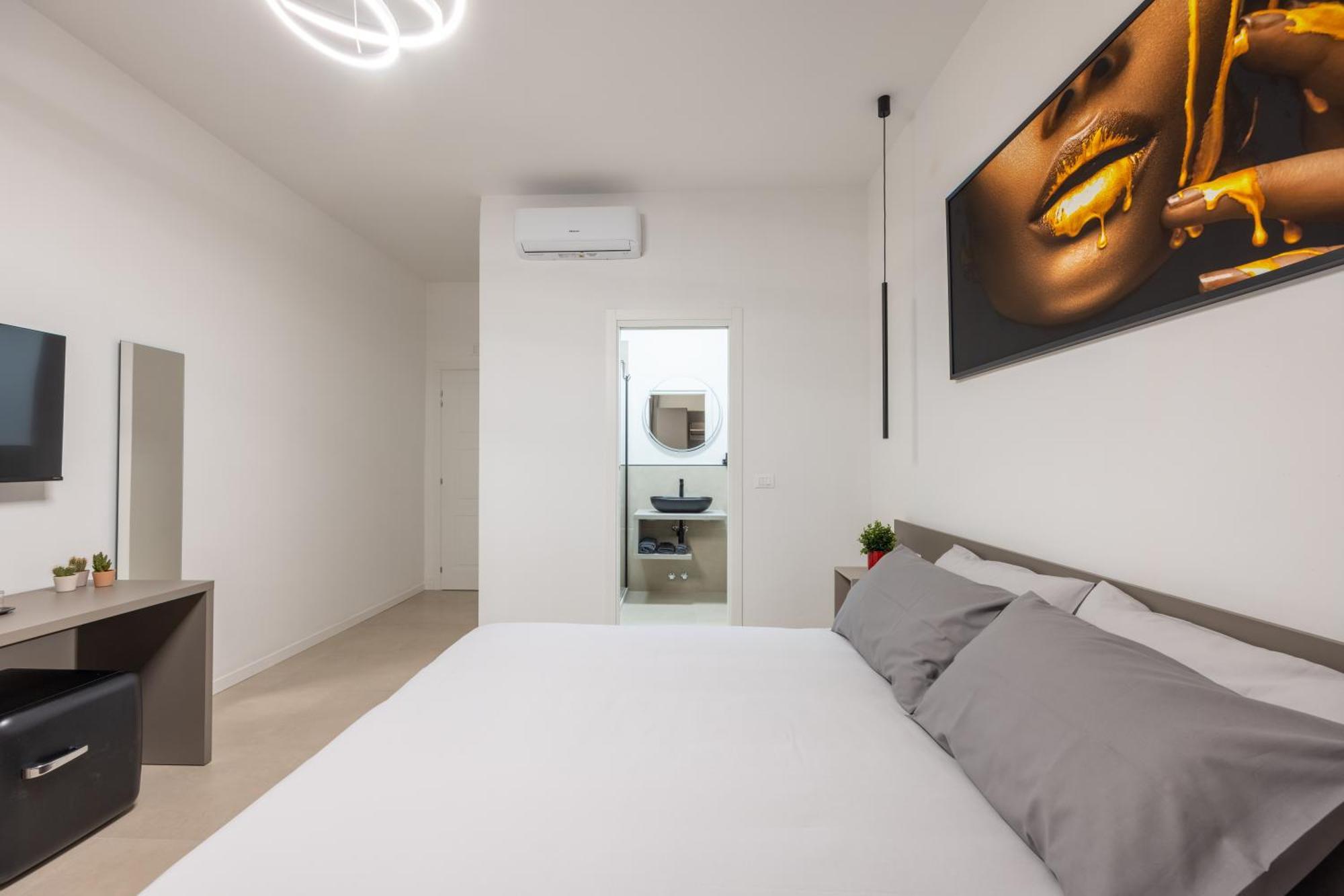 Luxury Station Suite Bologna Eksteriør billede